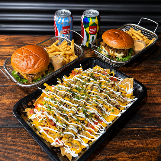 2 Burgers con Nachos para Compartir + 2 Bebidas por solo $17.99 en Chef Pepin