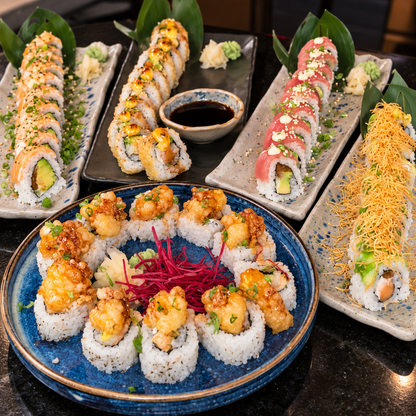 50 Rolls de Sushi Premium por $30 en Furia