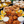 Chicharrón Mixto + Puerquito con Chorizo + Patacones y Arepitas + 3 Cubetazos
