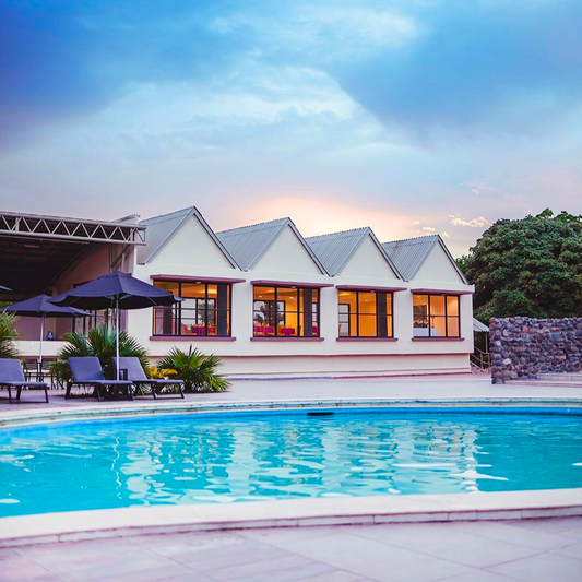 Estadía Todo Incluido para 2 Personas por $160 en el Hotel Guayacanes