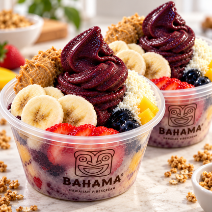 2 Açaí Bowls de 8 oz con Fruta, Topping y Mantequilla a Elegir por $10 en Bahama Heladería