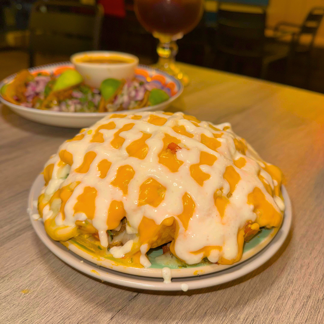 2 Ordenes de Tacos + Nachos Maya Mini Para Compartir + 2 Bebidas por $20 en Mexican Food San Francisco