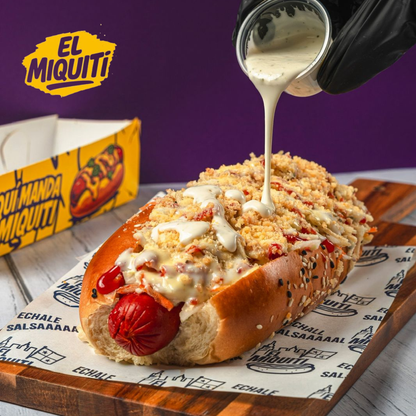 Pagas $12 y consumes $20 en el menú de comidas y bebidas en El Miquiti