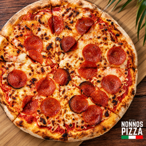2 Pizzas Regulares de Pepperoni + 2 Bebidas por $10