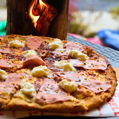 Paga $12 y disfruta $20 en el menú de comidas y bebidas en Pizzarella Vía Israel