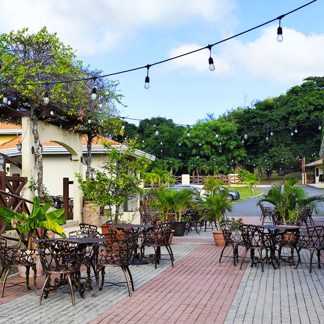 Escápate al interior con esta estadía o pasadía completo en Pocrí Country Resort desde $44