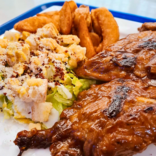 2 Platos Fuertes a elegir con 2 Acompañamientos + 2 Sopas + 2 Bebidas por $15 en RIBS State