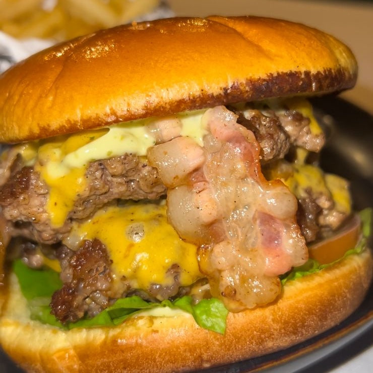 Paga $20 y Consume $40 en Comidas y Bebidas de todo el menú en Jungle Restaurant