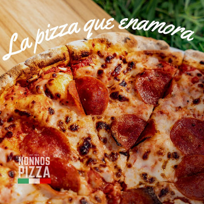 2 Pizzas Regulares + Pan con Ajo + 2 Bebidas por solo $10 en Nonnos Pizza