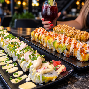 Paga $20 y Consume $35 en Comidas y Bebidas