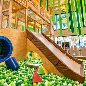 2 Horas de Juego en Playground Montessori para 2 Niños + 2 Popcorns
