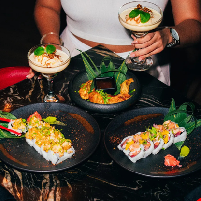 Paga $10 y Consume $20 en todo el menú de comidas y bebidas en El Viejo Santana de Casco Antiguo