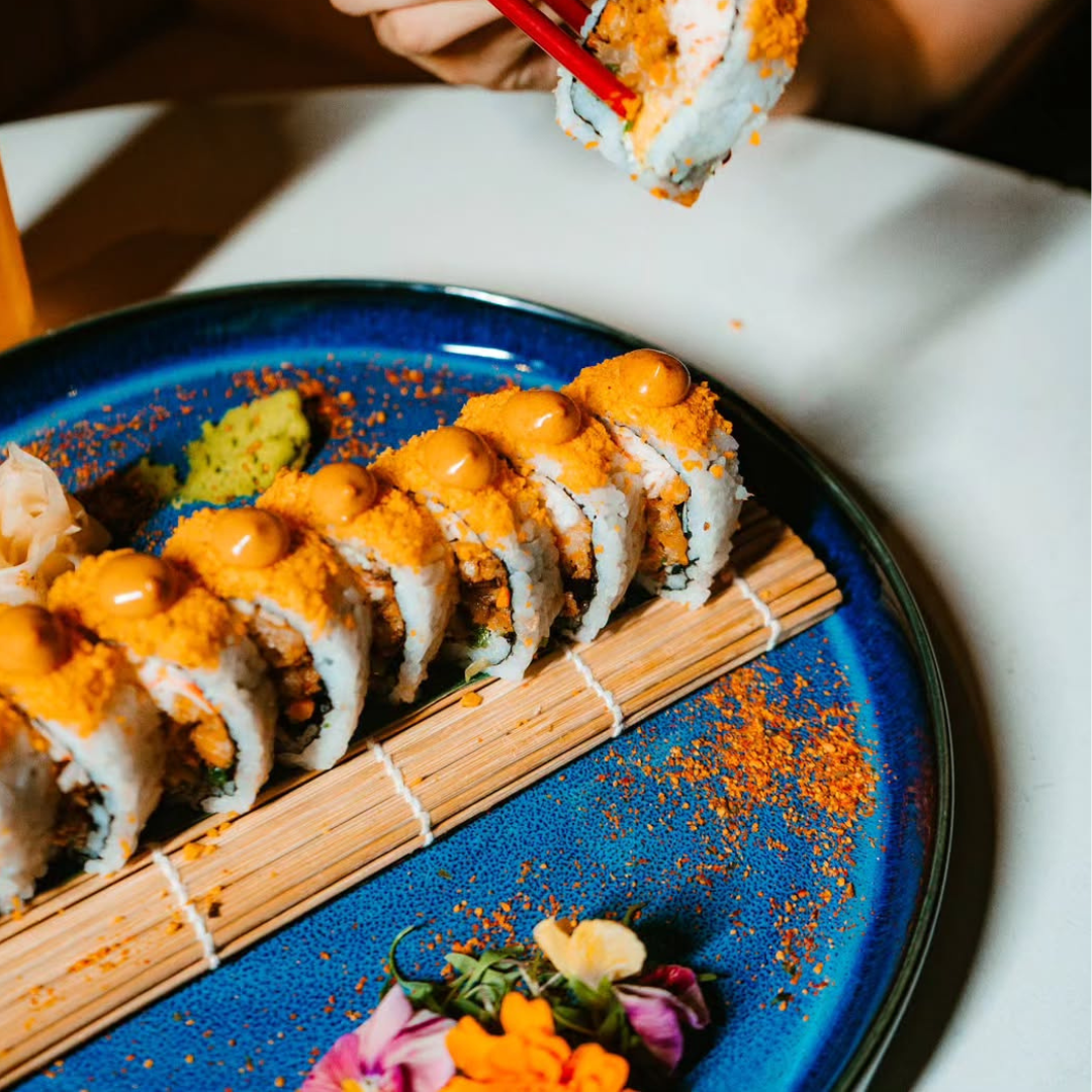 Paga $10 y Consume $20 en todo el menú de comidas y bebidas en El Viejo Santana de Casco Antiguo