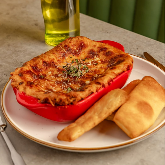 Festival Italiano con Entrada + Plato fuerte + Bebidas y Postres para 3 por solo $27 en Valenti's