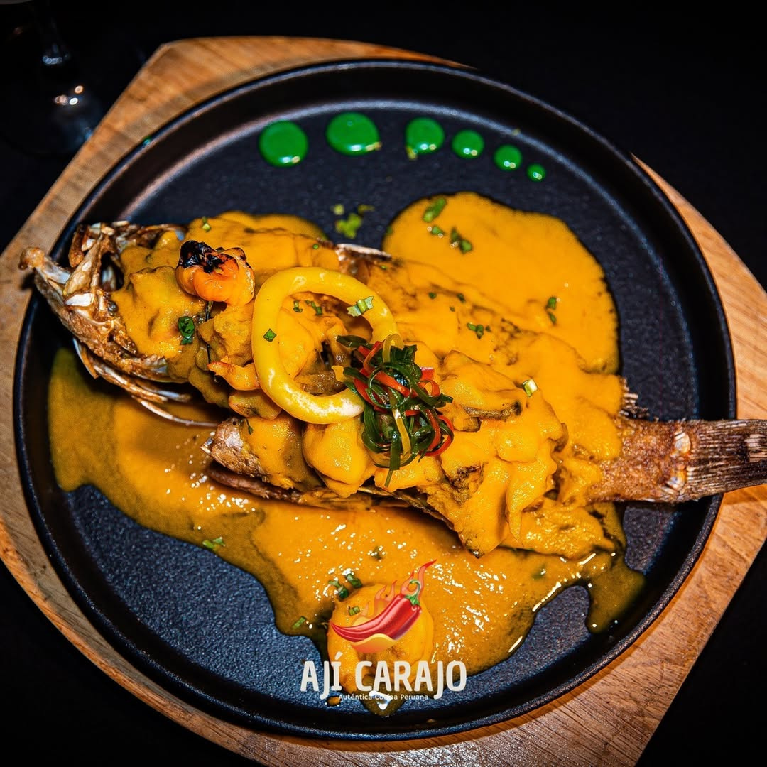 Paga $20 y consume $40 en comidas peruanas y bebidas de todo el menú en Ají Carajo