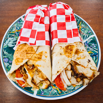 2 Shawarmas de Pollo + Bandeja Árabe + 2 Bebidas por $15 en Shawarma Al Nour