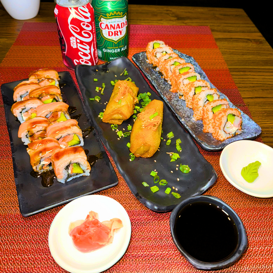 2 Rolls de Sushis + Entrada de Rollitos de Primavera o Edamames + 2 Bebidas por $21 en Bonsai El Panamá Restaurants