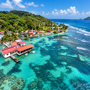Pasadía de Playa + Almuerzo con Bebida + Traslado de Lancha por $28 en el Hotel Cocotal – Isla Grande