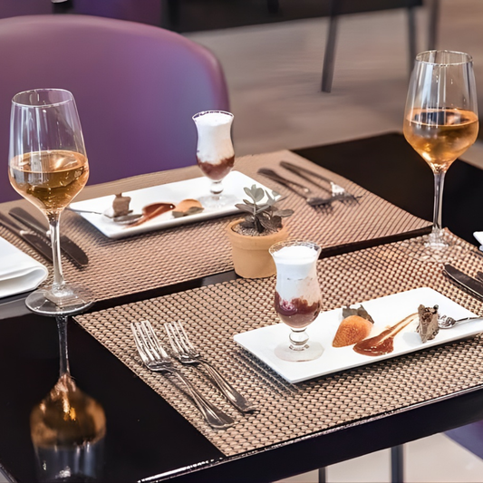 Cena Romántica de 4 Tiempos para 2 Personas por $49.99 en Restaurante TECA by Hotel Exe Oriental