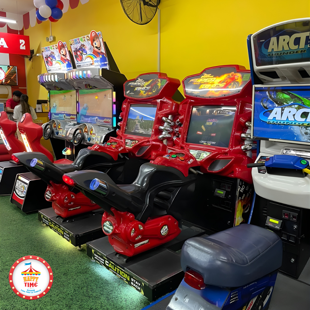 90 Minutos de Juego Ilimitado + Hot Dogs + Sodas + Cartera desde $12 en Happy Time