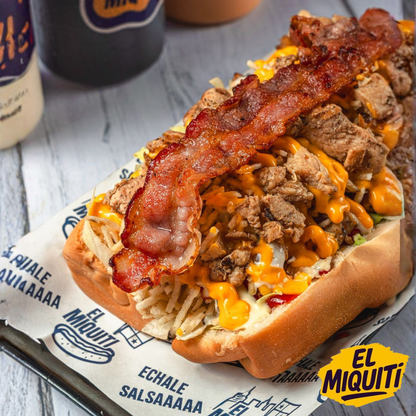 2 pepitos de pollo + 1 Salchipapa + 4 tequeños + 4 Bebidas por $15 en El Miquiti