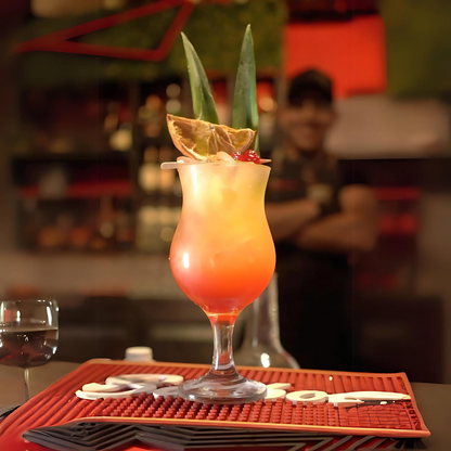Pagas $25 y Consume $50 en comidas y bebidas + Mesa para ver tus partidos de la sele y Parkear con tus frenes en Par de Pintas