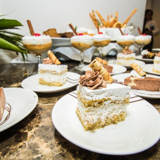 ¡Cena de Año Nuevo + Pasadía por $35 en Hotel Soloy!