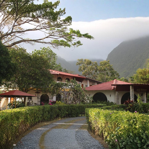 Estadía de 1 Noche en El Valle de Antón para 2, 3 o 4 Personas + Desayuno Incluido